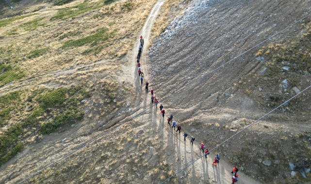 Osmangazili dağcıların ‘100. Yıl’ zirve tırmanışı