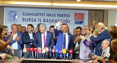 Özgür Özel Bursa'da partililer'le buluştu
