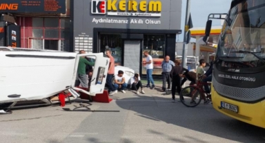 Park halindeki otomobile çarptı: 2 yaralı