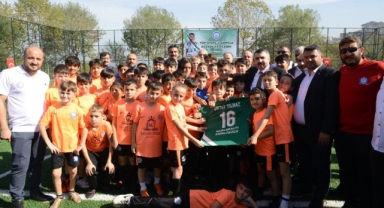 Siteler'e yeni halı saha