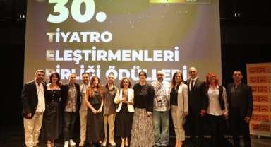 Tiyatro Eleştirmenleri Birliği’nden NKT’ye yılın oyunu ödülü
