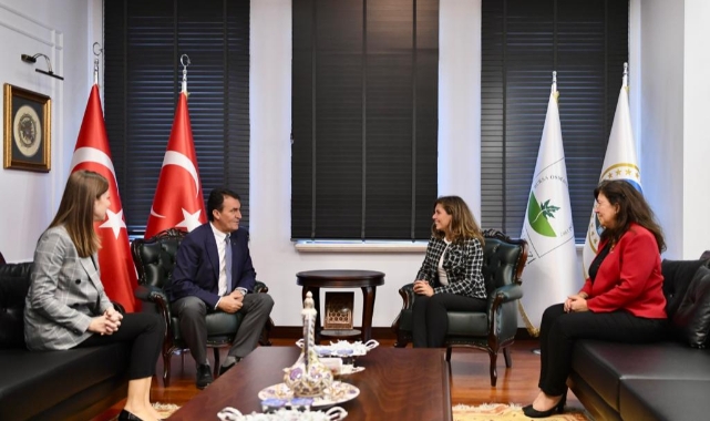 Başkan Dündar'dan kadın istihdamı vurgusu
