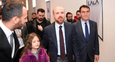 Başkan Dündar, TÜGVA’nın etkinliğinde öğrencilerle buluştu