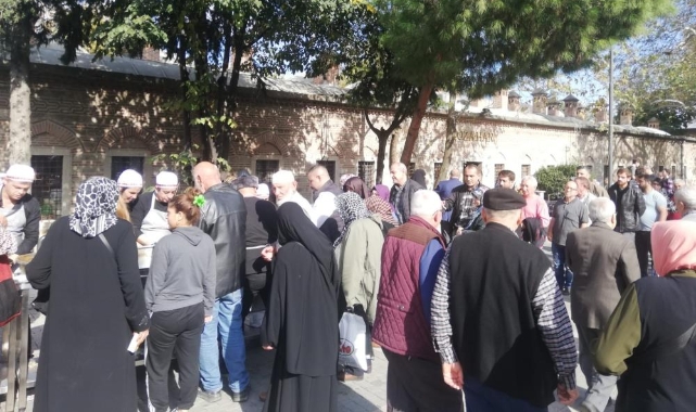 Bursa'da et dürüm izdihamı