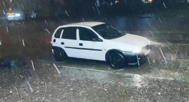 Bursa’da sağanak yağış ve dolu böyle görüntülendi