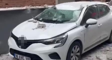 Bursa’da şiddetli rüzgar hayatı felç etti