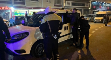 Bursa polisi ruhsatsız silah ve uyuşturucu ele geçirdi