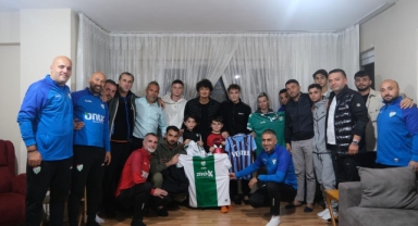 Bursaspor'dan yüzüne biber gazı sıkılan çocuğa ziyaret