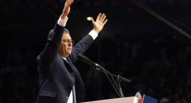 CHP'nin yeni genel başkanı Özgür Özel
