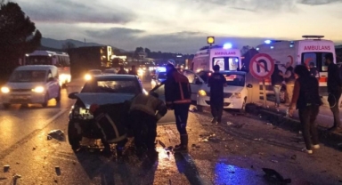 İnegöl'de feci kaza: 1 ölü, 6 yaralı