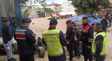 Jandarmadan tescilsiz ve çalıntı motosiklet uygulaması