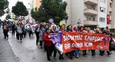 Kadınlar şiddete karşı seslerini yükseltti