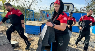 NAK köpek kulübelerini onardı