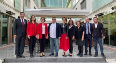 Sanayiye kadın eli değecek