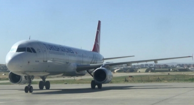 Sistem çöktü uçuşlar iptal oldu