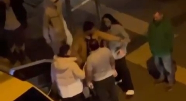 Tartıştığı adama arka arkaya tokat attı