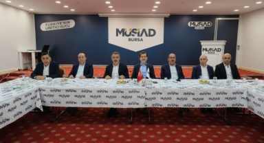Tekstilde dönüşüm süreci MÜSİAD Bursa'da konuşuldu