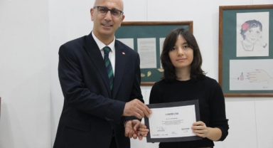 Tomris Uyar’ın öyküsünü çizgilerle anlattılar
