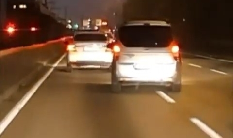 Yoğun trafikte kilometrelerce makas atarak ilerledi