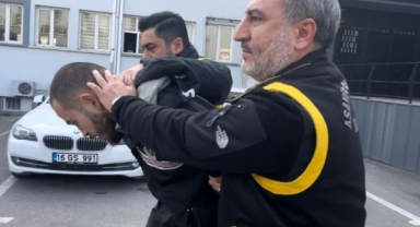 Babasını öldüren genç adliyeye sevk edildi