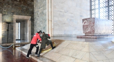 BAKUT'tan Anıtkabir'e ziyaret