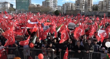 Binler Filistin ve şehitler için yürüdü