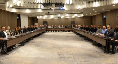 Bursa Business School’da Tarihi Çarşı ve Hanlar Bölgesi Çalıştayı