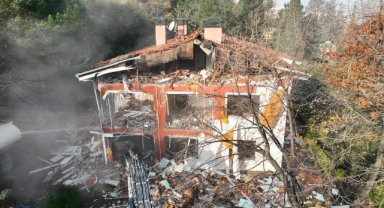 Bursa’da ‘Başkanlık Konutu’ yıkıldı