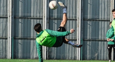 Bursaspor idman sonrası kampa girdi