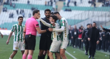Bursasporlu futbolcu Çağatay Yılmaz kadro dışı kaldı
