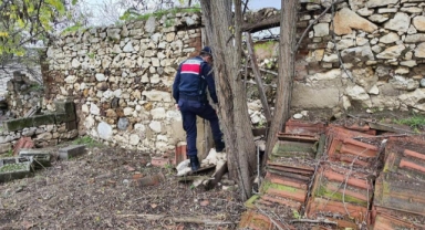 Jandarmadan huzur operasyonu 49 gözaltı