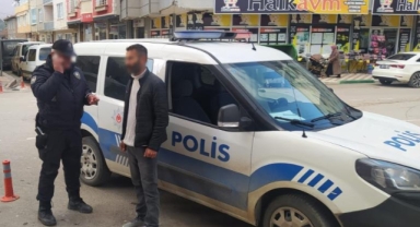 Karacabey'de 12 düzensiz göçmen yakalandı