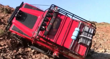 Takla atan off-road araçları yürekleri ağza getirdi