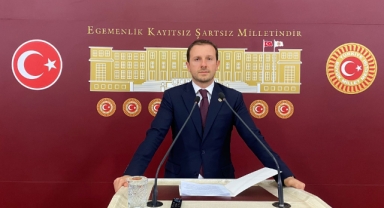 Vekil Kılıç TBMM'de basın toplantısı düzenledi