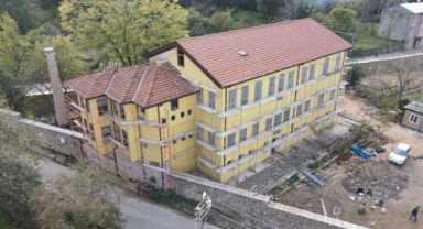 Yıldırım tarihi ayağa kaldırıyor