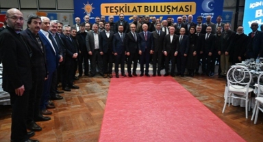 AK Parti, Bursa’da kuruluş ruhuyla sahaya iniyor