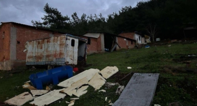 Bağ evi hırsızları jandarma tarafından yakalandı