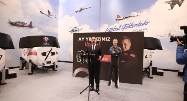 Bakan Kacır, Bursa’da Gezeravcı ile bağlantı kurdu
