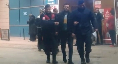 Engelli oğlu tarafından öldürülen kadın toprağa verildi