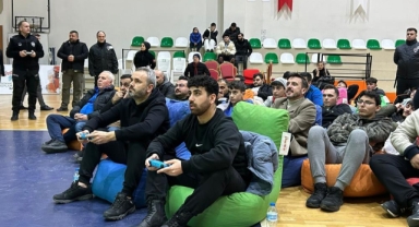 Kestel Belediyesi’nin düzenlediği oyun turnuvası nefes kesti