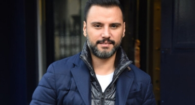 Ünlü şarkıcı yolda rahatsızlandı, Bursa’da hastaneye kaldırıldı