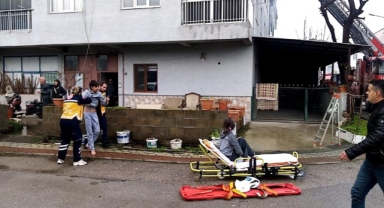 Yangında 8'i çocuk 14 kişi dumandan zehirlendi