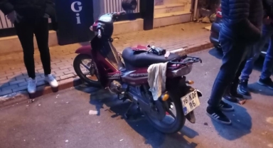 Zabıta aracı ile motosiklet çarpıştı: 2 yaralı