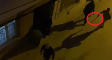 Aileler arasındaki palalı kavga kamerada