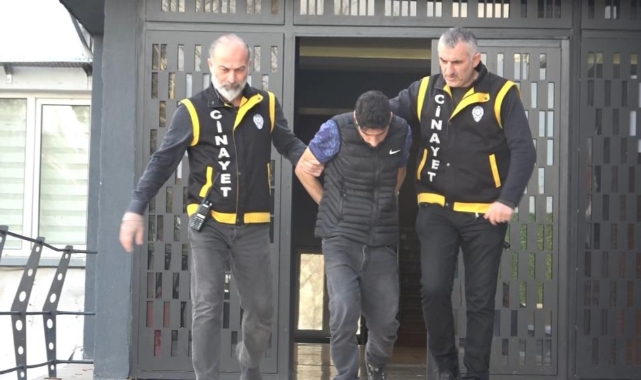 Ailesini katleden şüpheli adliyeye sevk edildi