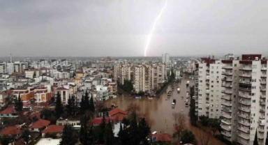 Antalya’da hayat felç oldu