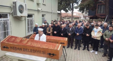Baba oğul 2 saat arayla hayatını kaybetti