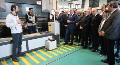 Bakan Işıkhan’dan BTSO’nun projelerine tam not