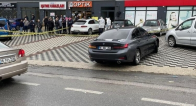 Çalışır vaziyetteki lüks araçta ölü bulundu