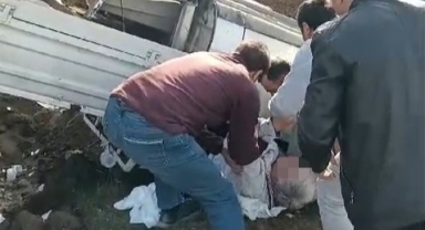 Direksiyonda uyuyakaldı, otomobil takla attı